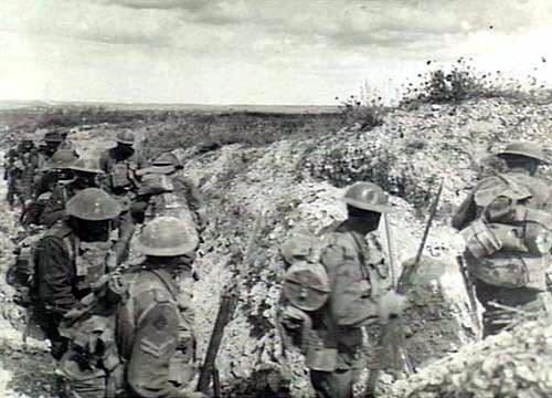 Australian soldiers assaulting, World War6 1