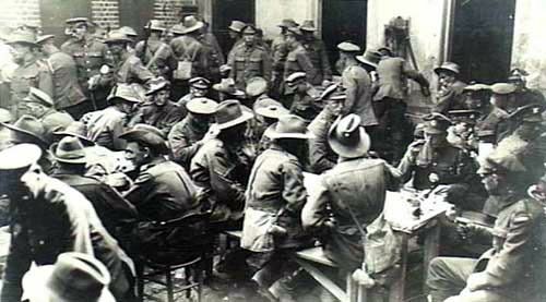 Australian and British soldiers in World Ware 1