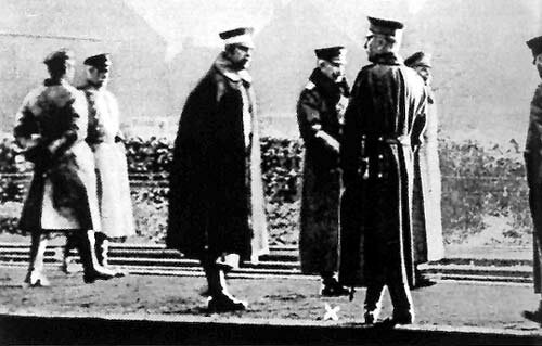 Picture Arrival of kaiser Wilhelm II in Holland